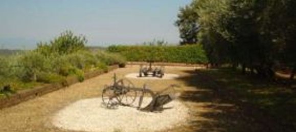 Коммерческая недвижимость 700м² в Читта ди Кастелло, Италия № 51633 7