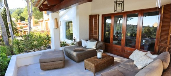 5 bedrooms Villa in Bendinat, Spain No. 14792 13