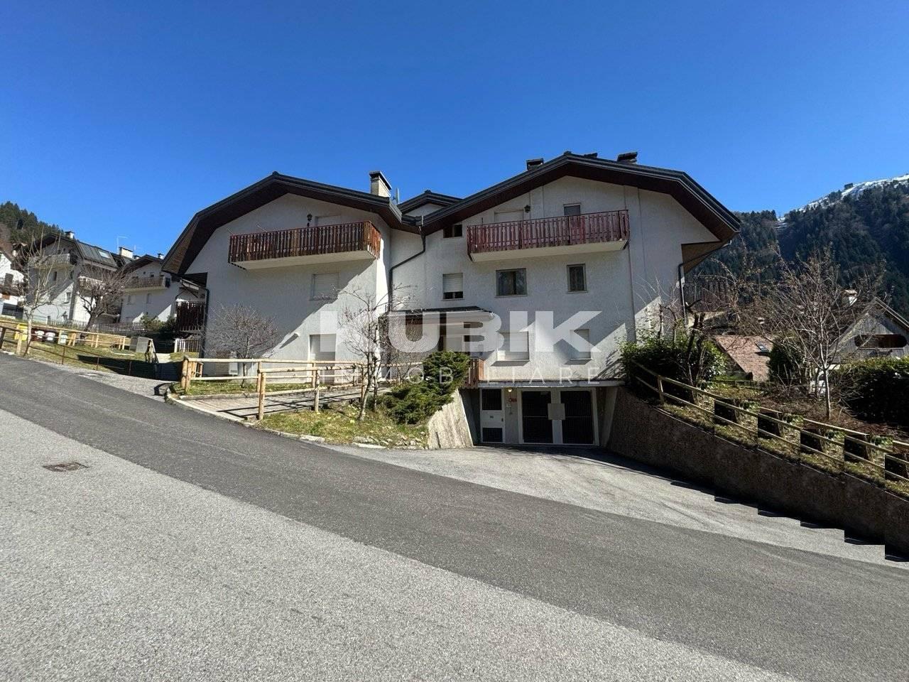 3 rooms Apartment in Udine, Italy No. 41980