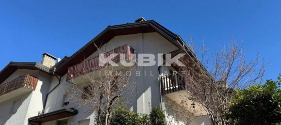 3 rooms Apartment in Udine, Italy No. 41980 17