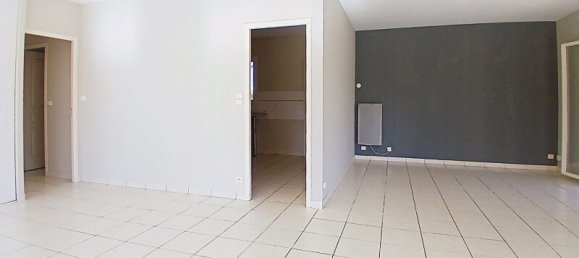 3 Schlafzimmer Haus in Saint-Loubes, France, Nr. 100396 7