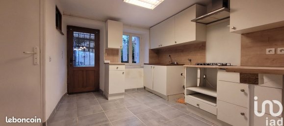 Castillos de 1 dormitorio en Bannegon, France No. 56613 5