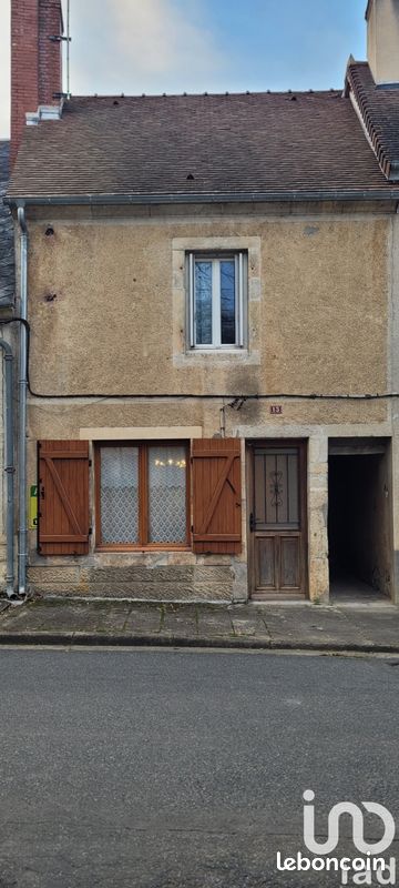  Castillos de 1 dormitorio en Bannegon, France No. 56613