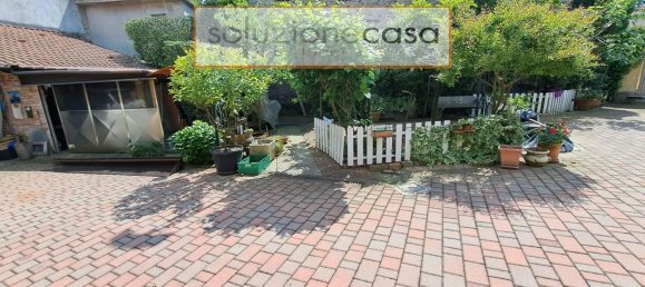 Дом с 7 комнатами в Сумираго, Италия № 147695 6