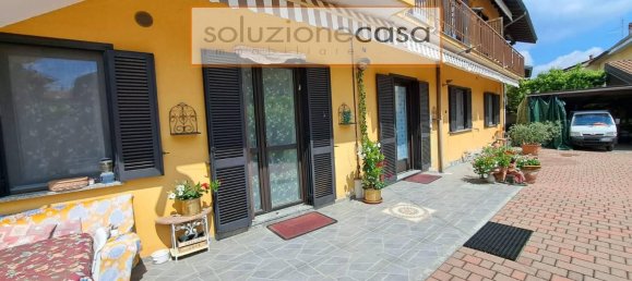 Дом с 7 комнатами в Сумираго, Италия № 147695 4