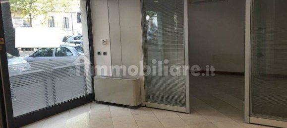 Imóvel comercial de 1 divisão em Lucca, Italy N.º 102025 6