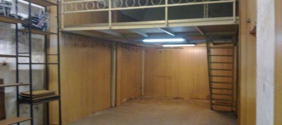 Imóvel comercial de 1 divisão em Lucca, Italy N.º 102025 5