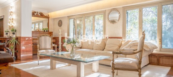 Квартира с 8 спальнями в Лас-Розас де Мадрид, Испания № 79755 24