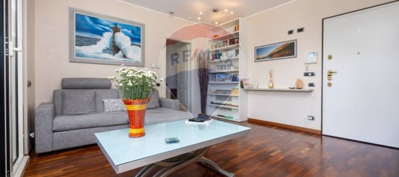 Apartamento de 1 dormitorio en Pioltello, Italy No. 352706 4