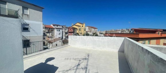 Квартира с 3 комнатами в Вико дель Гаргано, Италия № 290875 21