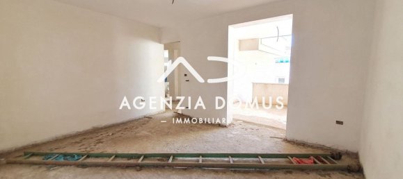 Casa de 6 divisões em Melissano, Italy N.º 267452 25