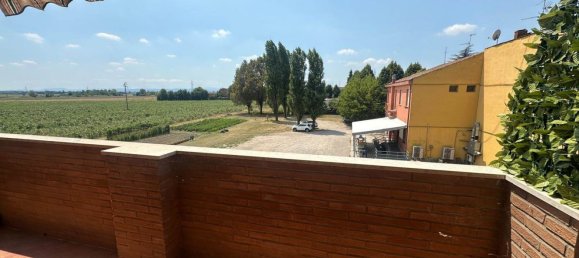 4 bedrooms Apartment in Sala Bolognese, Italy No. 376777 11