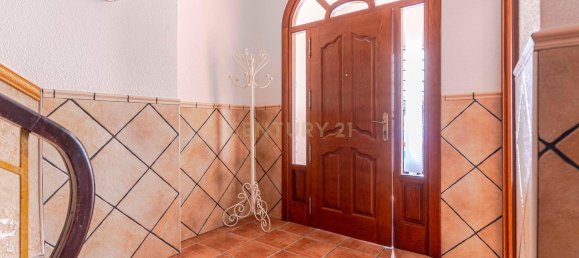 4 bedrooms House in Salobrena, Spain No. 150821 4