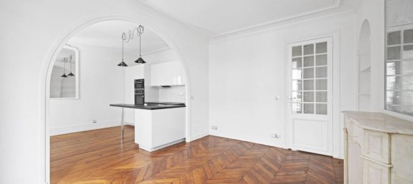 2 bedrooms Apartment in Levallois-Perret, France No. 178848 3