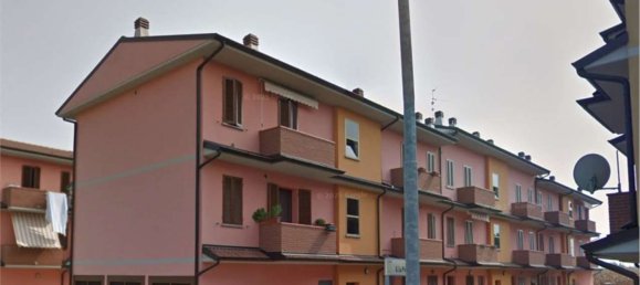 4 rooms Apartment in Persico Dosimo, Italy No. 263408 3
