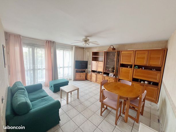 4 bedrooms Apartment in Rosny-sous-Bois, France No. 354484