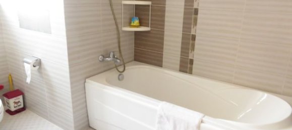 3 bedrooms Apartment in Tay Ho, Vietnam No. 4909 22