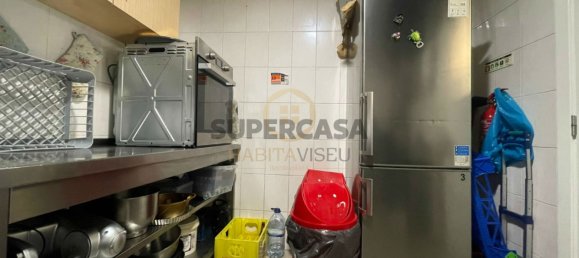 Propriété commerciale à Viseu, Portugal 77m² No. 152609 17