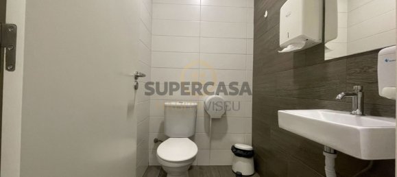 Propriété commerciale à Viseu, Portugal 77m² No. 152609 14