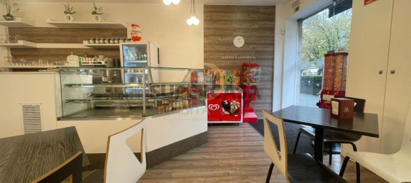 Propriété commerciale à Viseu, Portugal 77m² No. 152609 12