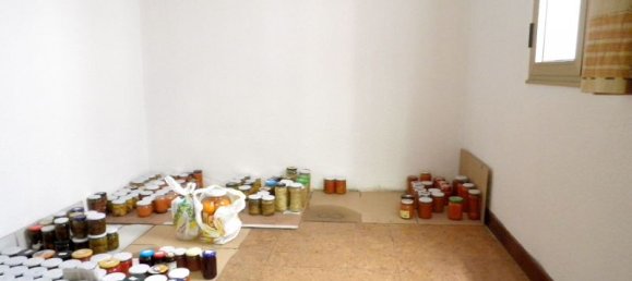 Apartamento de 4 dormitorios en León, Spain No. 73131 7