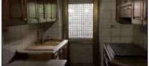 3 rooms Apartment in Rome, Italy No. 202919 4