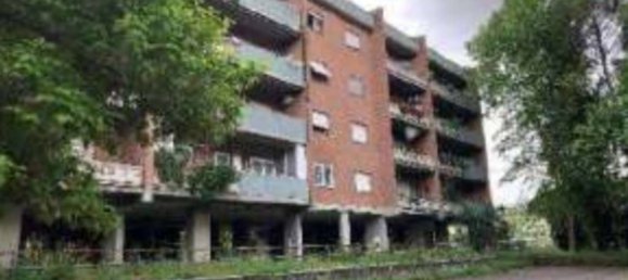 3 rooms Apartment in Rome, Italy No. 202919 3