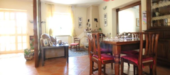 4 Schlafzimmer Villa in Campobasso, Italy, Nr. 305680 5