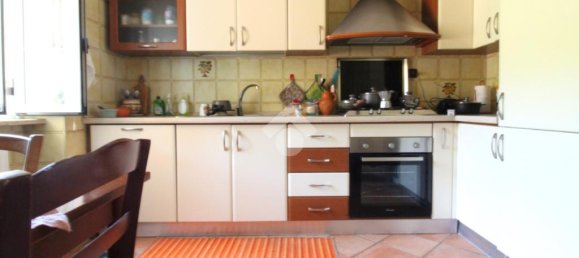 4 Schlafzimmer Villa in Campobasso, Italy, Nr. 305680 12