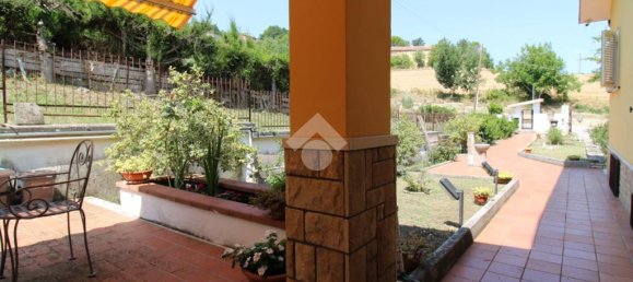 4 Schlafzimmer Villa in Campobasso, Italy, Nr. 305680 23