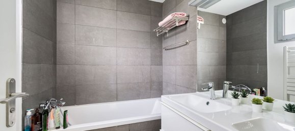 3 Schlafzimmer Wohnung in Creteil, France, Nr. 165563 8