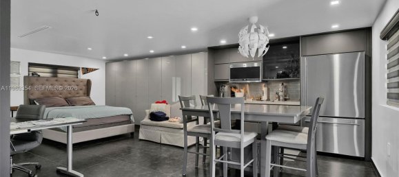 7 dormitorios villa en venta en Miami, Miami-Dade, Florida, USA № 615394 17