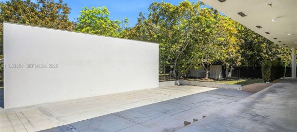 7 dormitorios villa en venta en Miami, Miami-Dade, Florida, USA № 615394 7