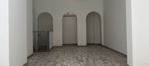 82m² Commercial property in Rome, Italy No. 342740 13