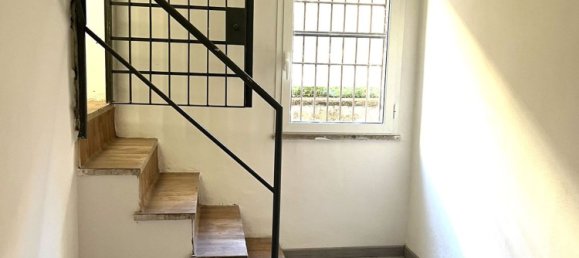 82m² Commercial property in Rome, Italy No. 342740 8