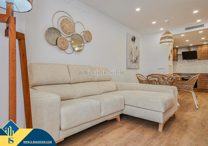 2 bedrooms Apartment in Alicante, Spain No. 143670