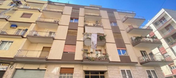 2-Zimmer Penthouse in Bari, Italy, Nr. 166275 3