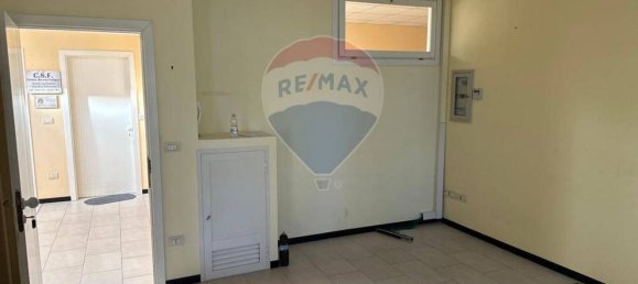 Büro in Foligno, Italy 120m², Nr. 271711 6