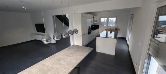 4 bedrooms Villa in Neu-Ulm, Germany No. 236226 13