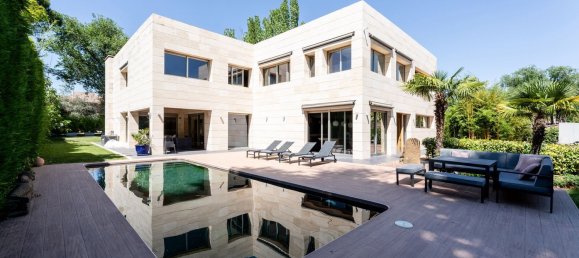 6 bedrooms House in Villanueva de la Canada, Spain No. 120604 4