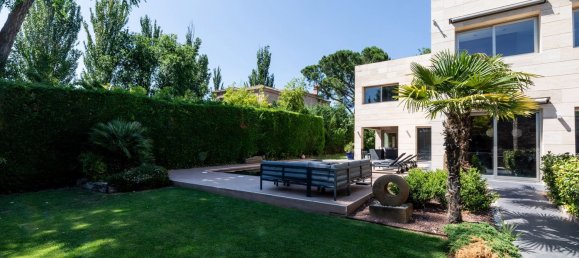 6 bedrooms House in Villanueva de la Canada, Spain No. 120604 11