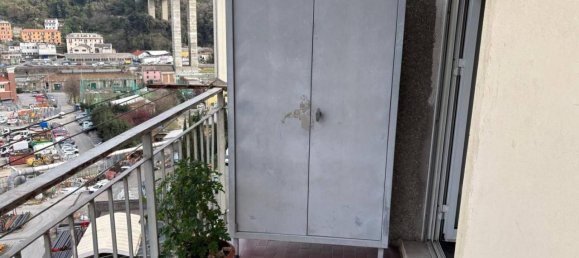 3-Zimmer Wohnung in Genoa, Italy, Nr. 35097 10