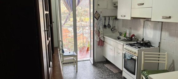 3-Zimmer Wohnung in Genoa, Italy, Nr. 35097 6