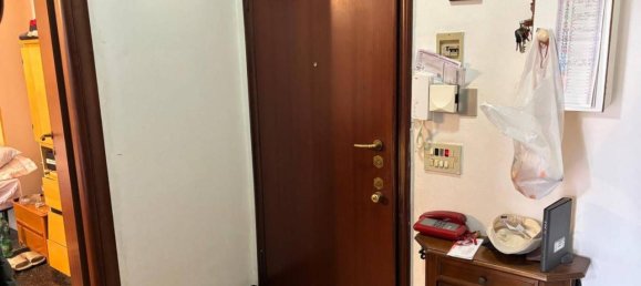 3-Zimmer Wohnung in Genoa, Italy, Nr. 35097 2