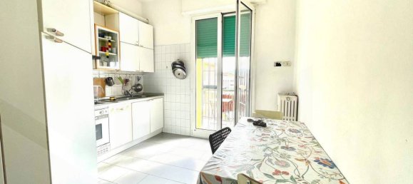 Apartamento de 4 habitaciónes en Bologna, Italy No. 29288 9