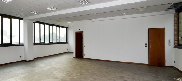 Склад 760м² в Нервьяно, Италия № 34295 18