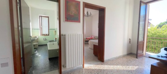 Дом с 10 комнатами в Мартинсикуро, Италия № 118723 17