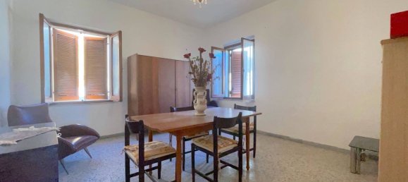 Дом с 10 комнатами в Мартинсикуро, Италия № 118723 8