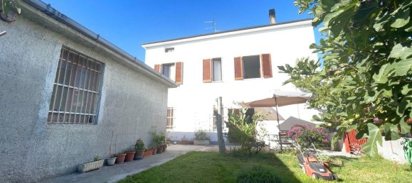 Дом с 10 комнатами в Мартинсикуро, Италия № 118723 41