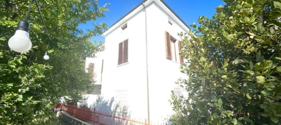 Дом с 10 комнатами в Мартинсикуро, Италия № 118723 33